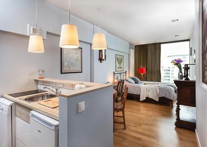 Triton Park * وارسو